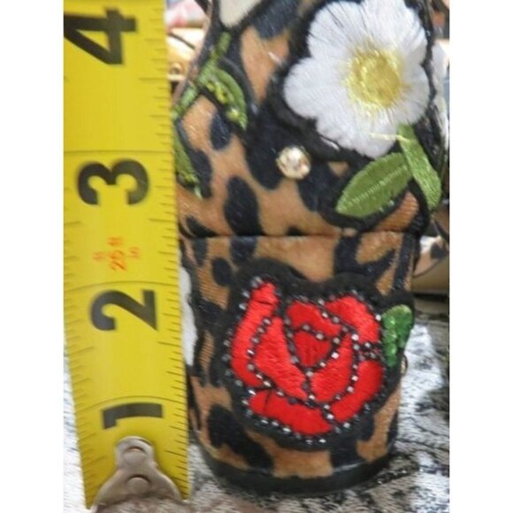 Steve Madden Inca boho floral embroidered embellished sandals flats 9.5 - Picture 4 of 13